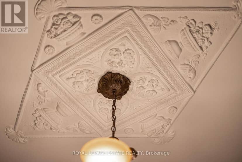 112 Baldwin Street, Toronto, photo 5