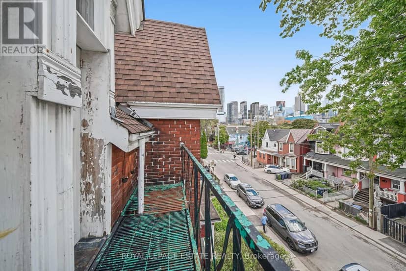 110 Baldwin Street — photo 39 of 40