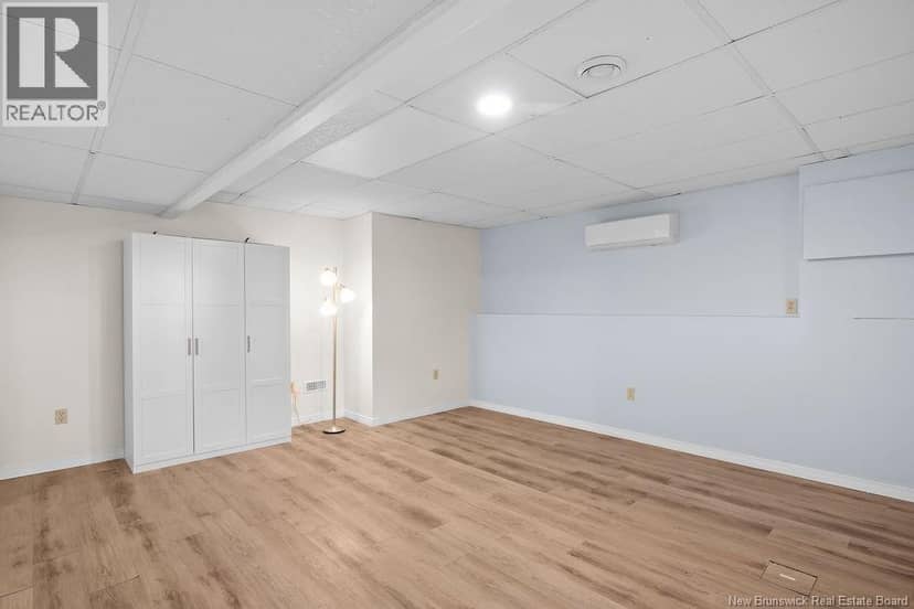 35 Inglis Street — photo 25 of 40