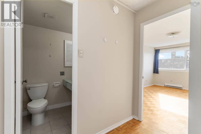 1601 5959 Spring Garden Road — photo 33 of 40