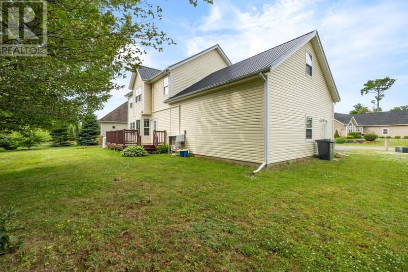 59 SHEFFIELD Crescent — photo 39 of 40