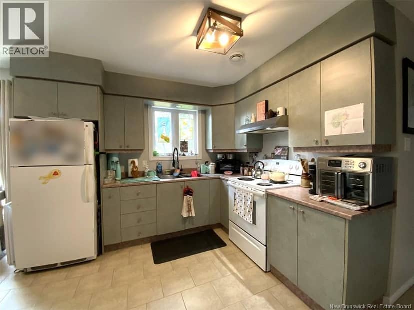 11 Lebel Street — photo 3 of 14