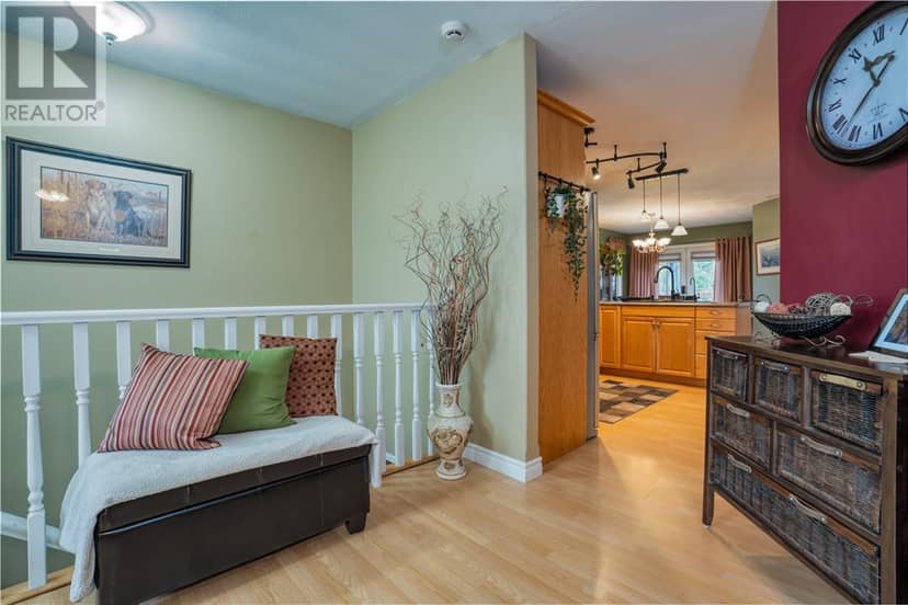 6 Ashgrove, Garson, photo 2
