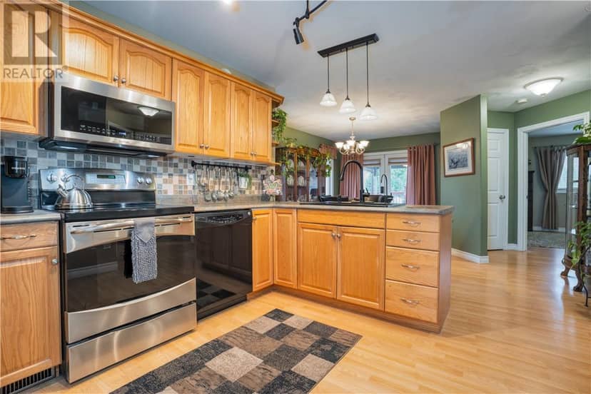 6 Ashgrove, Garson, photo 5