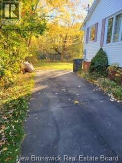 40 Hillcourt Drive — photo 31 of 40