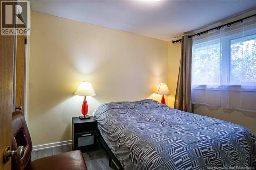 40 Hillcourt Drive — photo 17 of 40