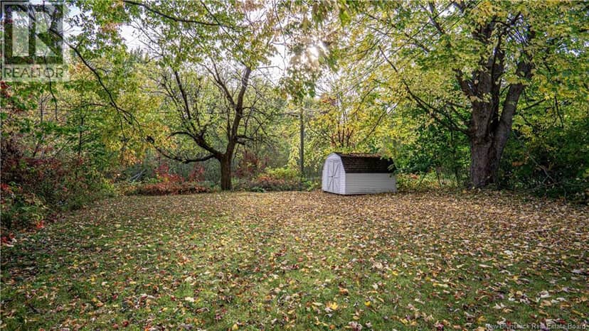 40 Hillcourt Drive — photo 35 of 40