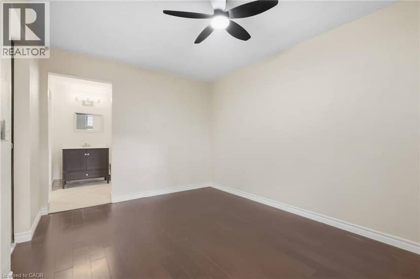 430 WINNIETT Street — photo 25 of 40