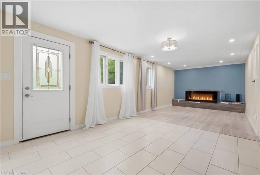 430 WINNIETT Street — photo 32 of 40