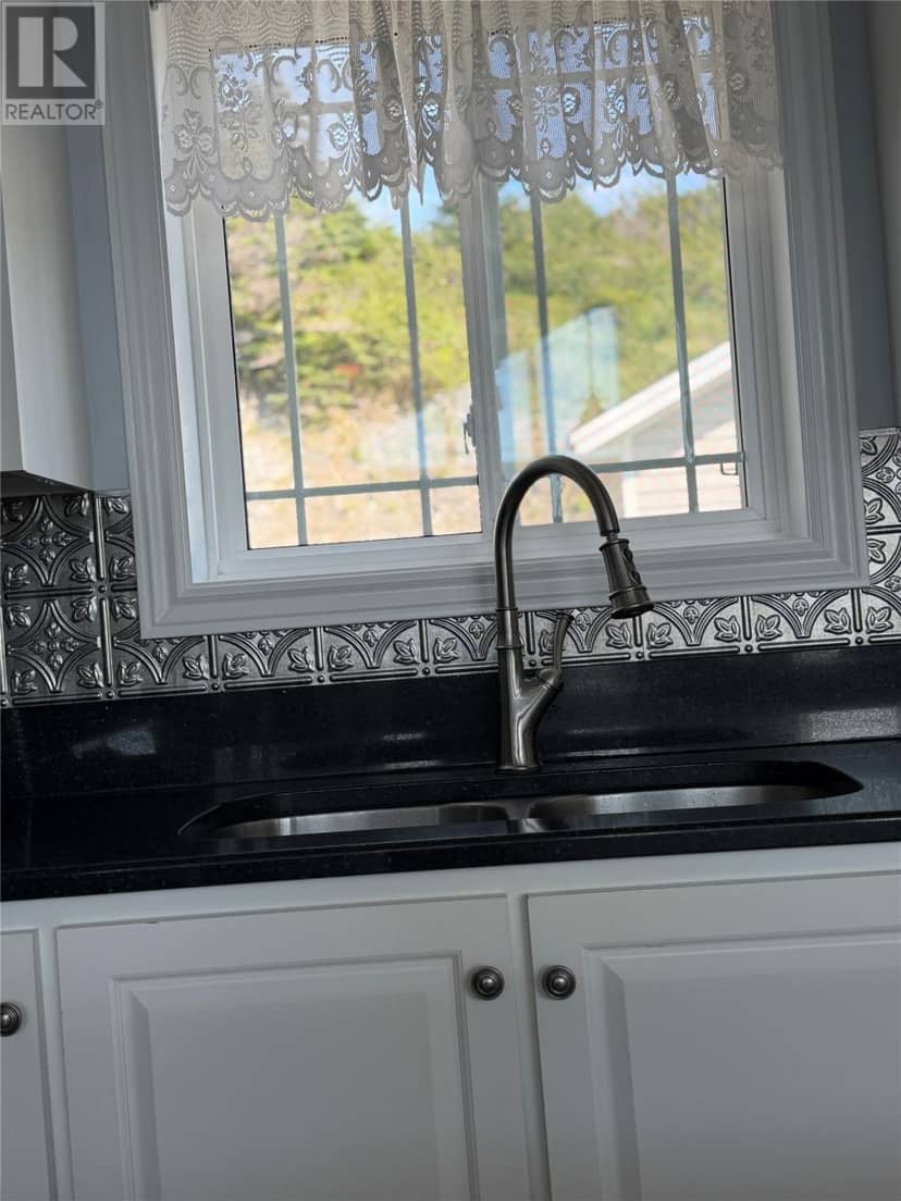 3 Burin Bay Crescent — photo 18 of 40