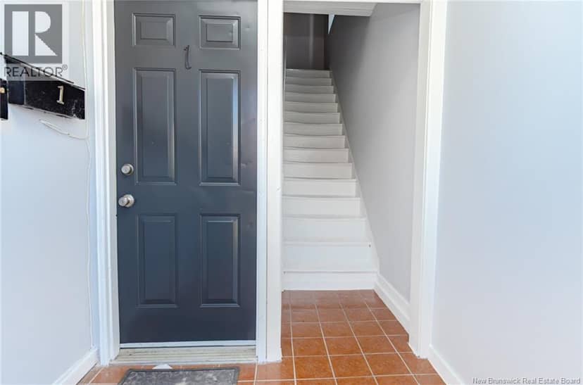 34 Adelaide Street — photo 3 of 13