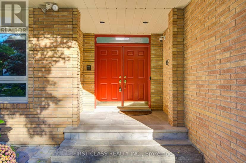 54 Magpie Crescent, Toronto, photo 2