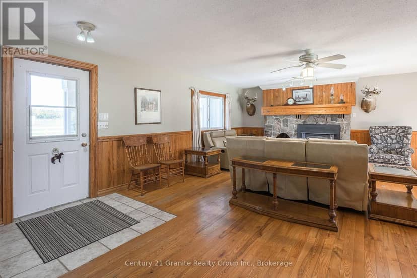 224 Burnt River Road — photo 14 of 40