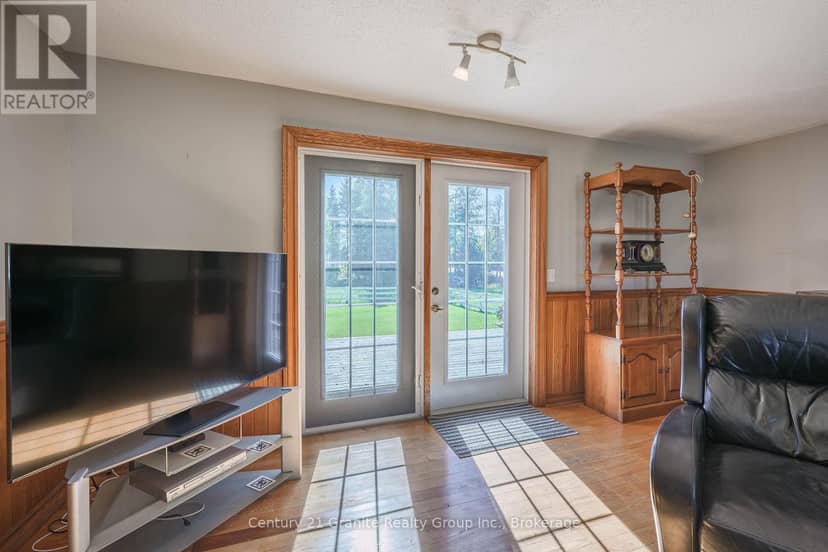 224 Burnt River Road — photo 17 of 40
