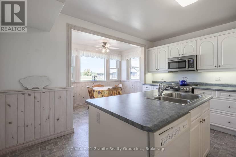 224 Burnt River Road — photo 9 of 40