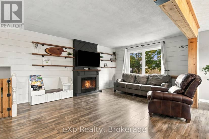 3662 Perth Road 164, RR 1 Road — photo 11 of 40