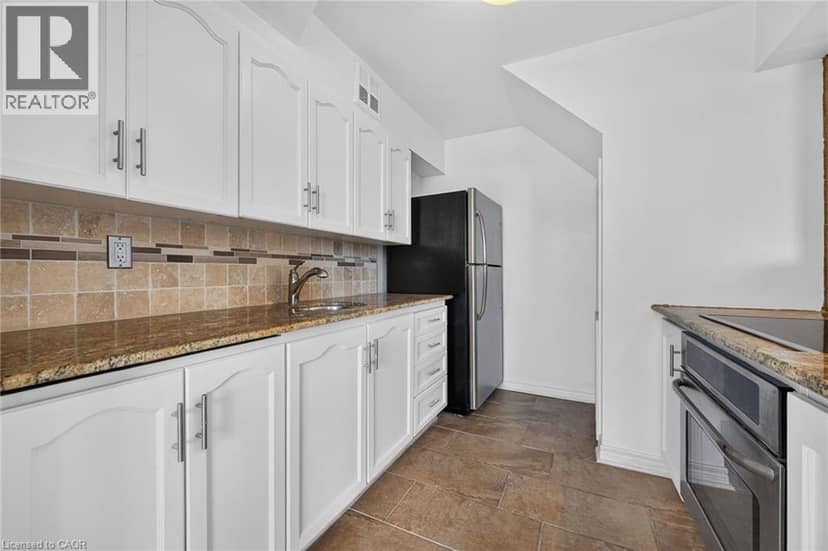 10 JOHN Street W Unit# 409 — photo 20 of 39