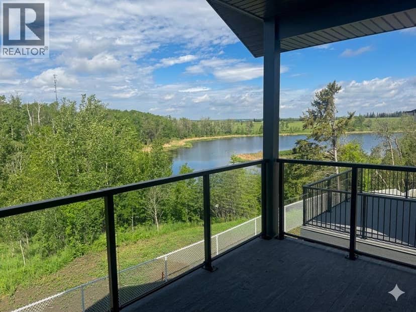 8 Henner's Place, Lacombe, photo 4