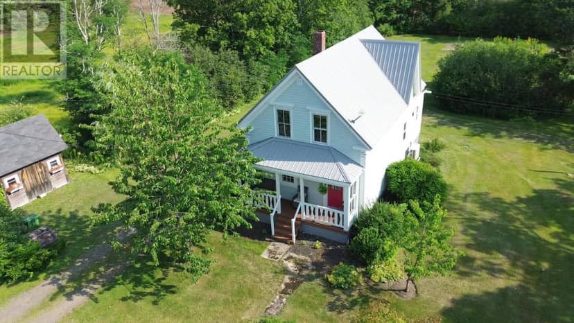 6896 Highway 2, Portapique, photo 6