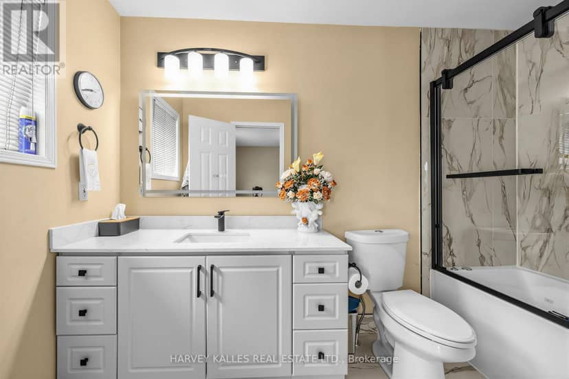 39 Ridgefield Court — photo 17 of 31