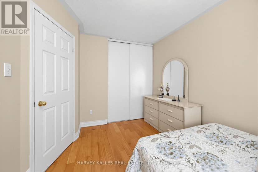 39 Ridgefield Court — photo 22 of 31