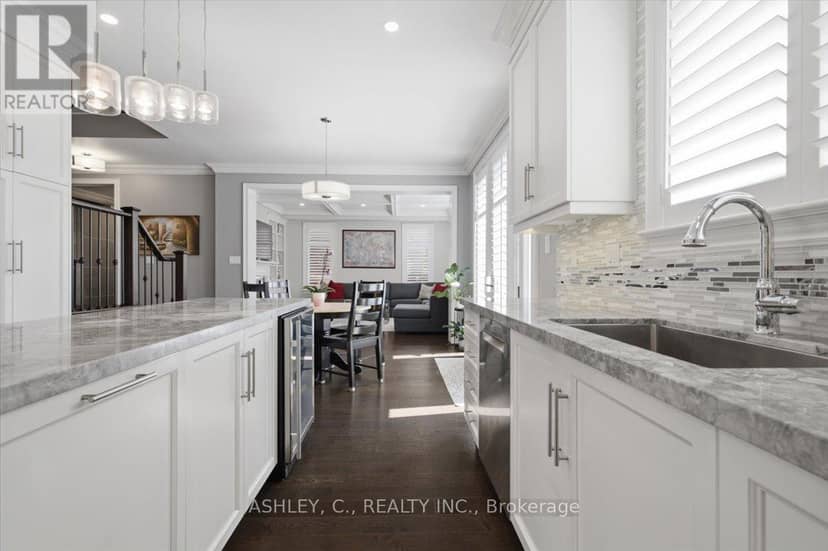 2177 Vineland Crescent — photo 14 of 40