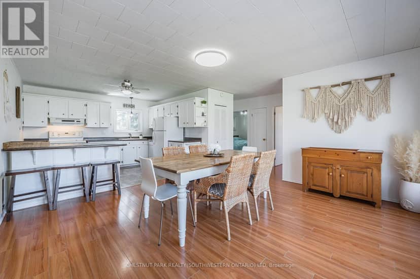 72562 Princess Street — photo 11 of 40