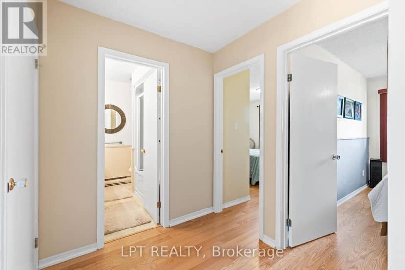 16 - 433 May Street — photo 17 of 38