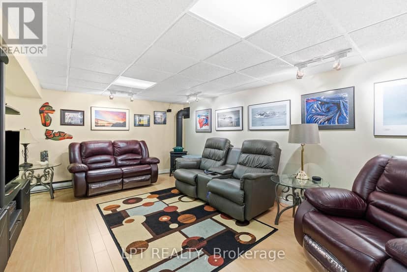 16 - 433 May Street — photo 31 of 38