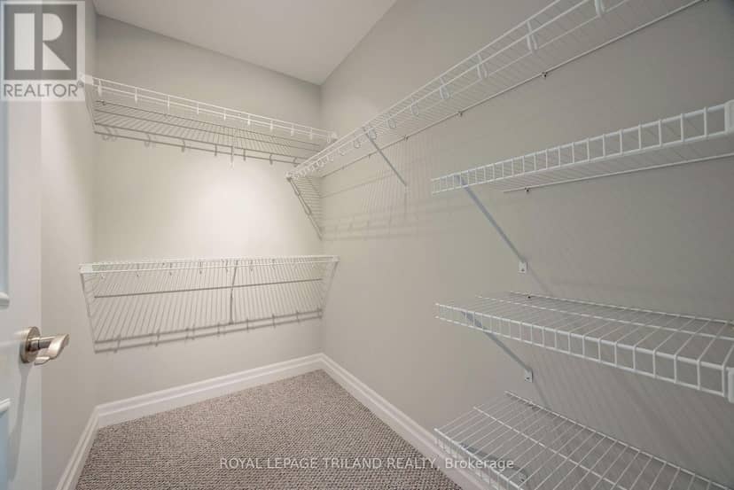 1202 - 250 Pall Mall Street — photo 31 of 40