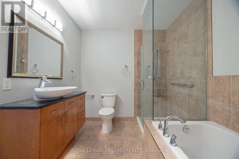 1202 - 250 Pall Mall Street — photo 33 of 40