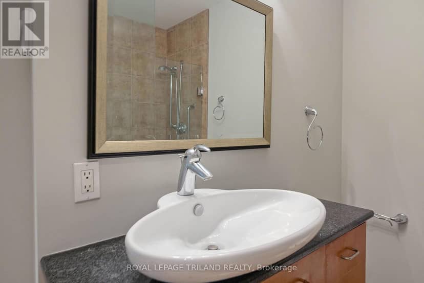 1202 - 250 Pall Mall Street — photo 34 of 40