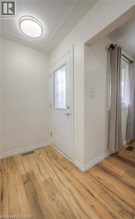 248 CYRUS Street, Cambridge, photo 4
