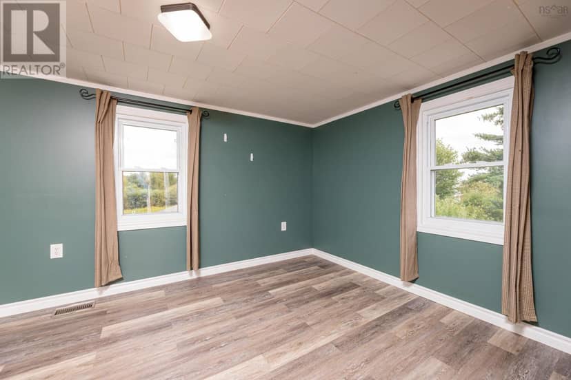1006 Highway 277 — photo 21 of 27