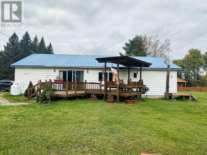 16 Ski Hill RD, Searchmont, photo 2