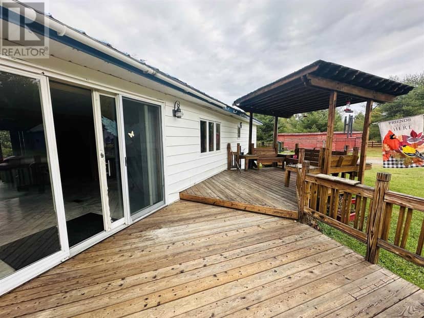 16 Ski Hill RD, Searchmont, photo 5