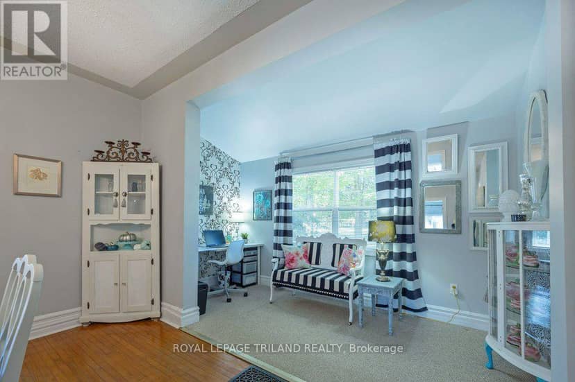 143 St George Street — photo 10 of 40