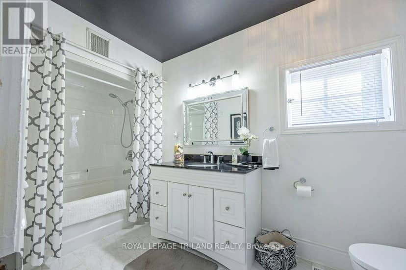 143 St George Street — photo 25 of 40