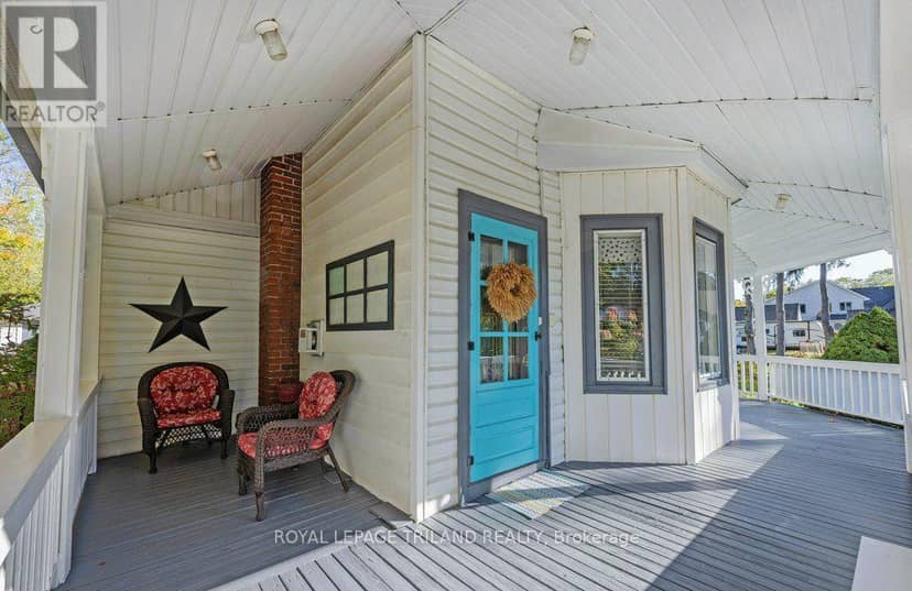 143 St George Street — photo 3 of 40