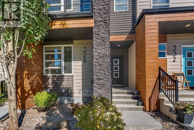 328 Midtown Gate SW, Airdrie, photo 2