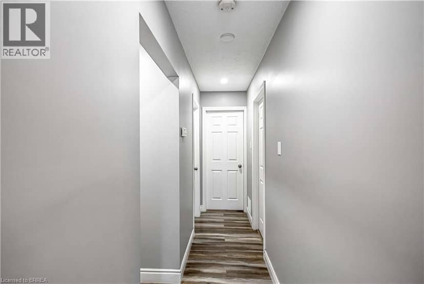 36 VALERIE Court — photo 13 of 40