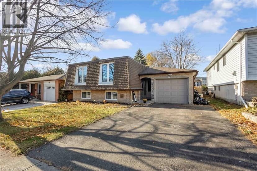 36 VALERIE Court, Cambridge