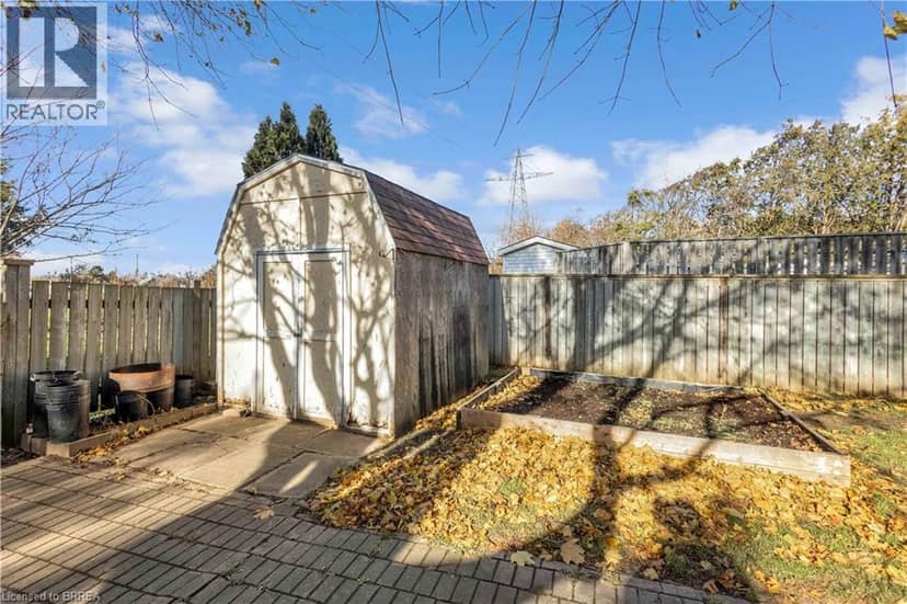 36 VALERIE Court — photo 33 of 40