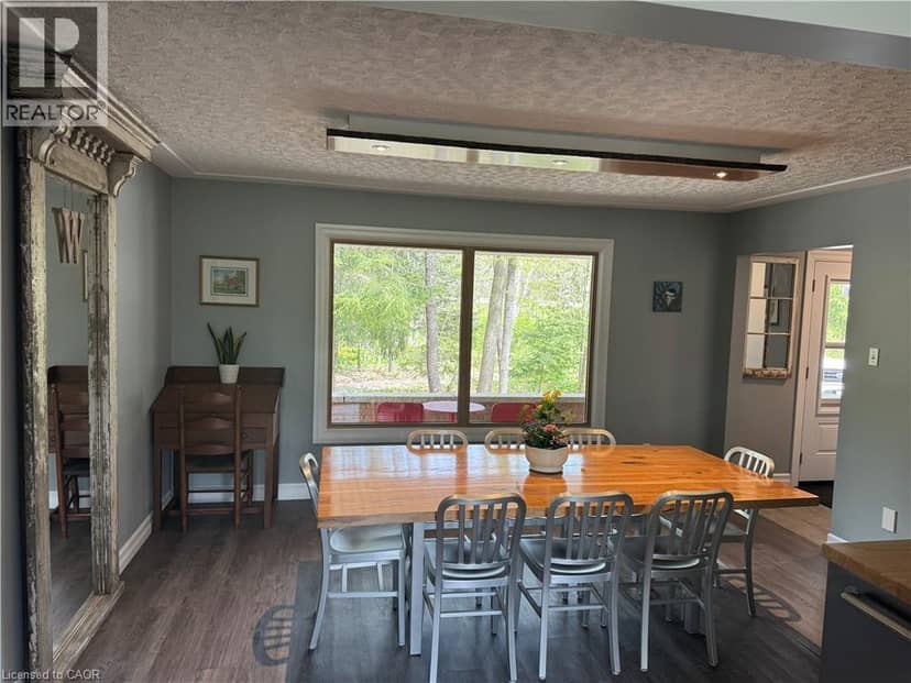 1814 NAFZIGER Road — photo 7 of 40