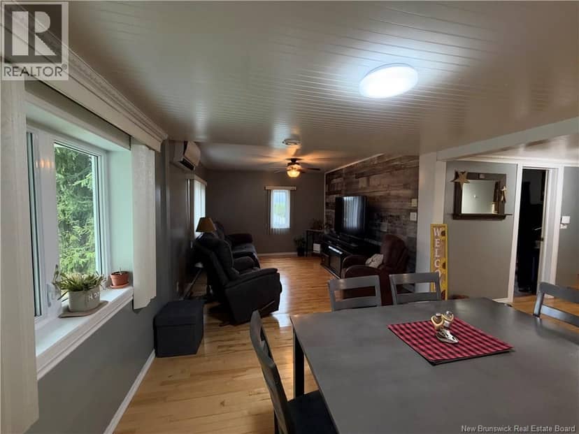 101 CH DESCHÊNES Street — photo 13 of 25