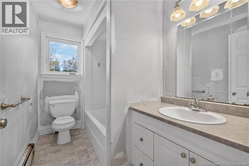 136 Acadie Street — photo 20 of 40