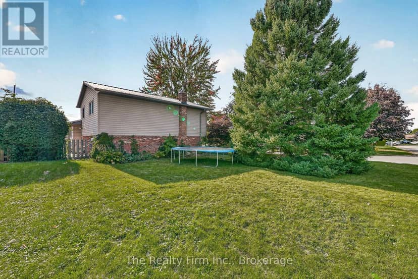 2 Greenwood Road — photo 35 of 35