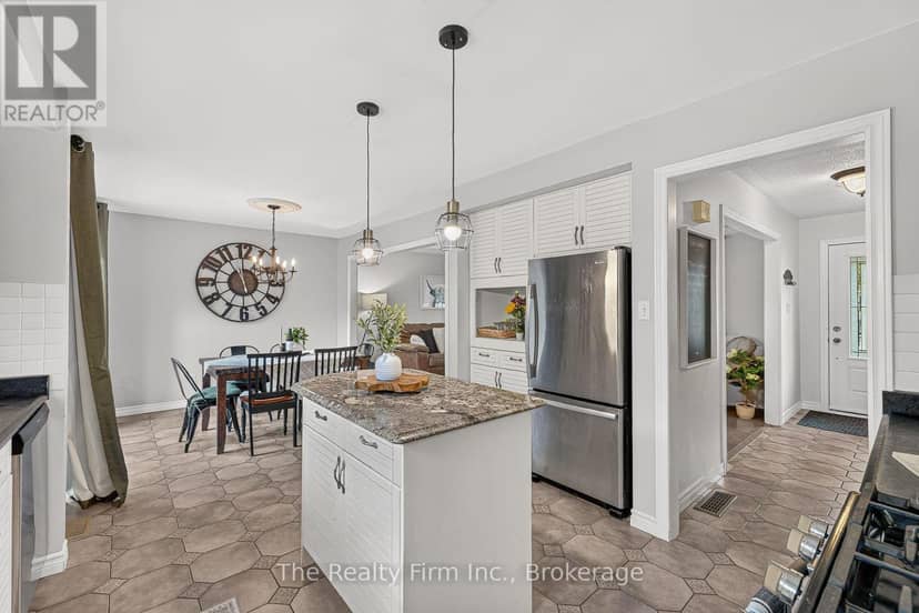 2 Greenwood Road, Ingersoll, photo 8