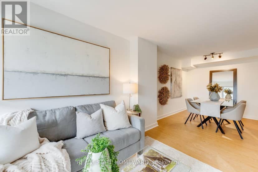 304 - 716 Kingston Road, Toronto