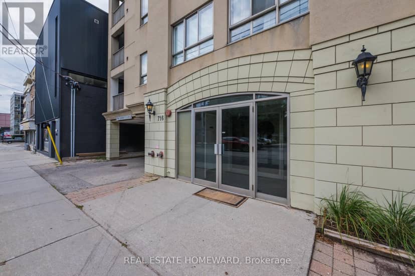304 - 716 Kingston Road — photo 35 of 39